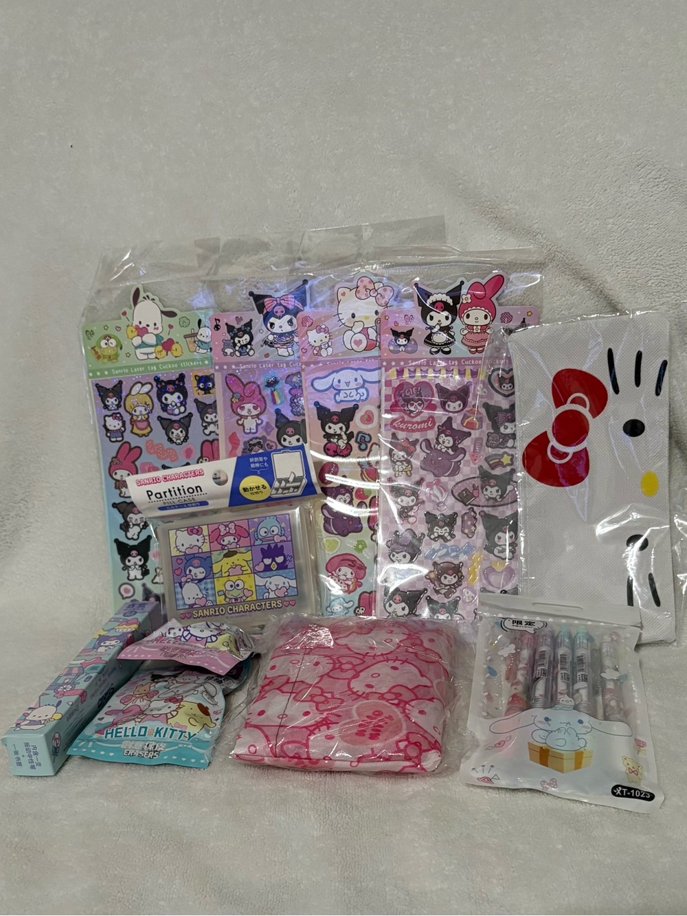 Sanrio Hello Kitty Bundle #6I with Free Hello Kitty Tote Bag